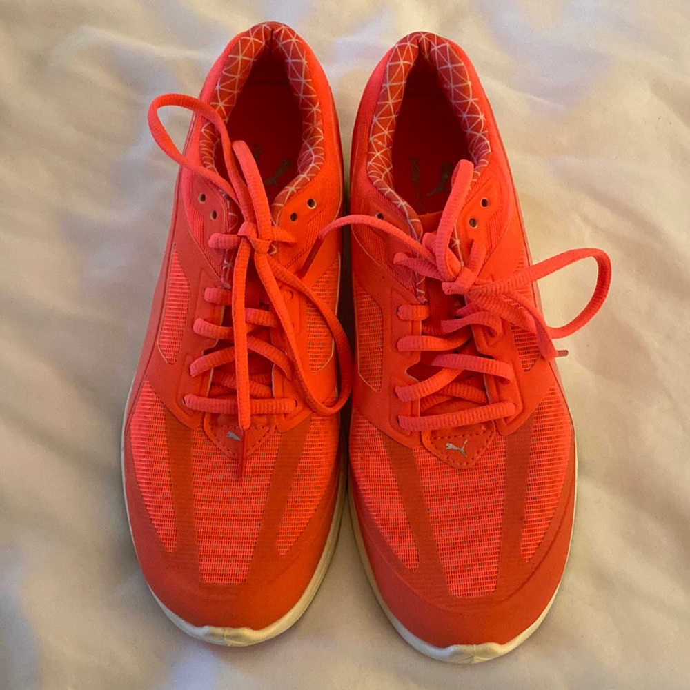 NW Puma bright coral sneakers